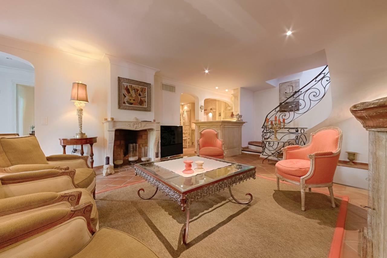 Maison Des Bouchonniers Saint Tropez Bagian luar foto